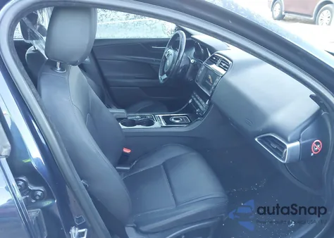 2017 Jaguar Xe 25T z USA, uszkodzony, nr VIN SAJAR4BGXHA975902